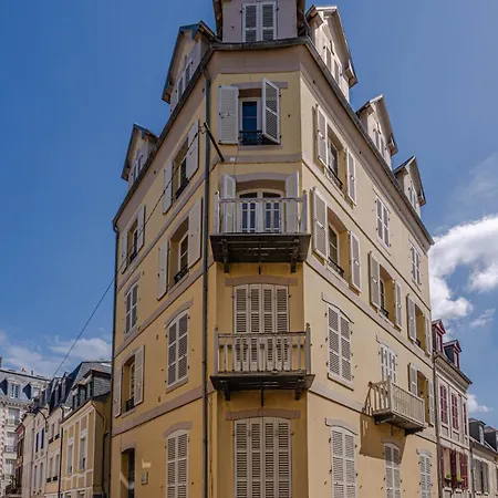 アパート Pluton *